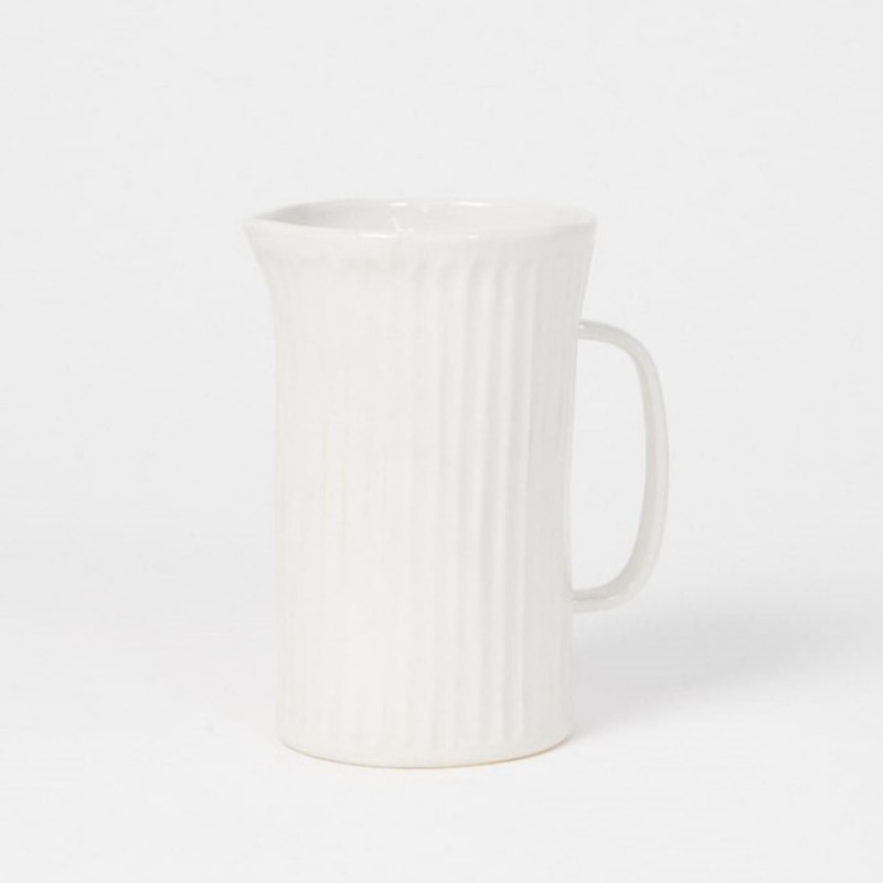 JUG WHITE PORCELAIN